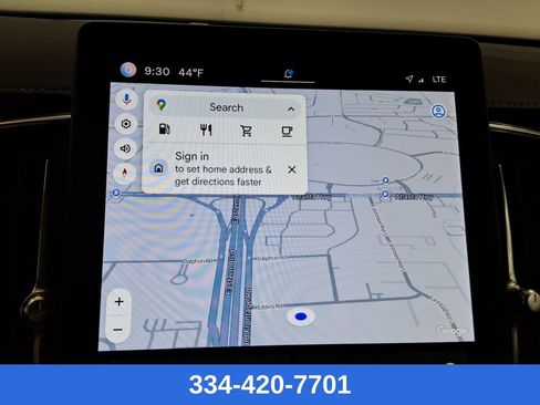 Certified 2025 Volvo XC90 B5 Plus image 30