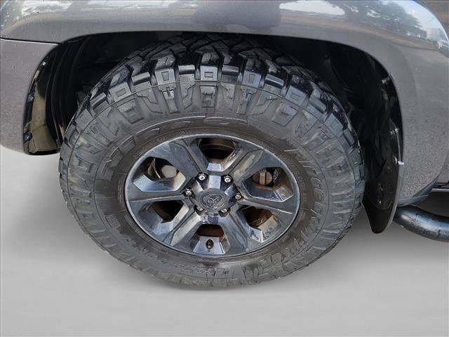 Used 2022 Toyota 4Runner SR5 Premium w/ Moonroof Package RWD image 10