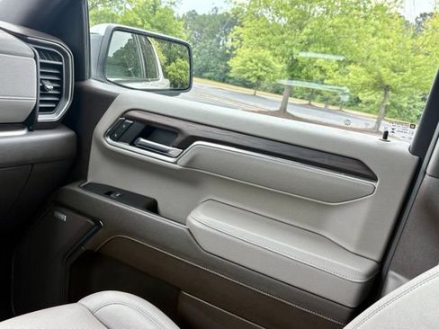 Used 2024 GMC Sierra 1500 SLT w/ SLT Premium Plus Package AWD/4WD image 26