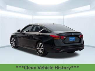 Used 2019 Nissan Altima 2.5 SR FWD video 3