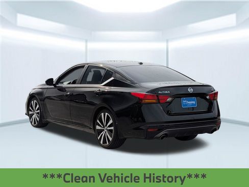 Used 2019 Nissan Altima 2.5 SR FWD image 3