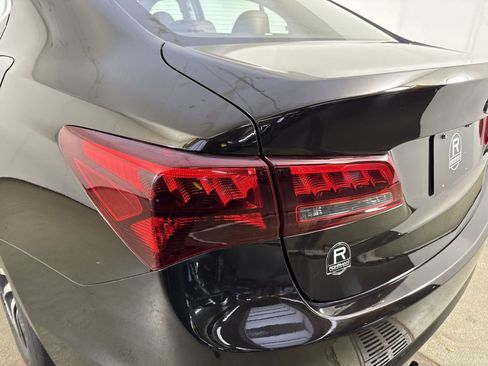 Used 2016 Acura TLX w/ Technology Package FWD image 29