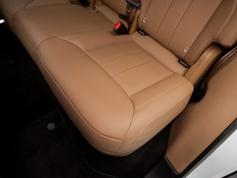 Used 2024 Land Rover Range Rover Sport SE image 64