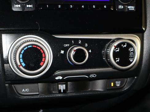 Used 2019 Honda Fit LX image 29