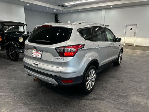 Used 2017 Ford Escape Titanium FWD image 5
