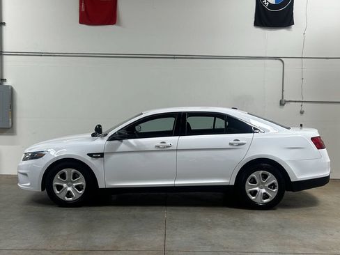 Used 2016 Ford Taurus Police Interceptor AWD image 1