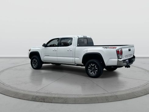 Used 2023 Toyota Tacoma TRD Off-Road AWD/4WD image 6