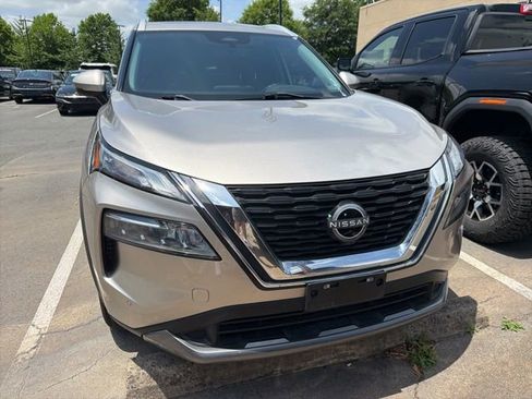 Used 2023 Nissan Rogue SL w/ SL Premium Package AWD/4WD image 3