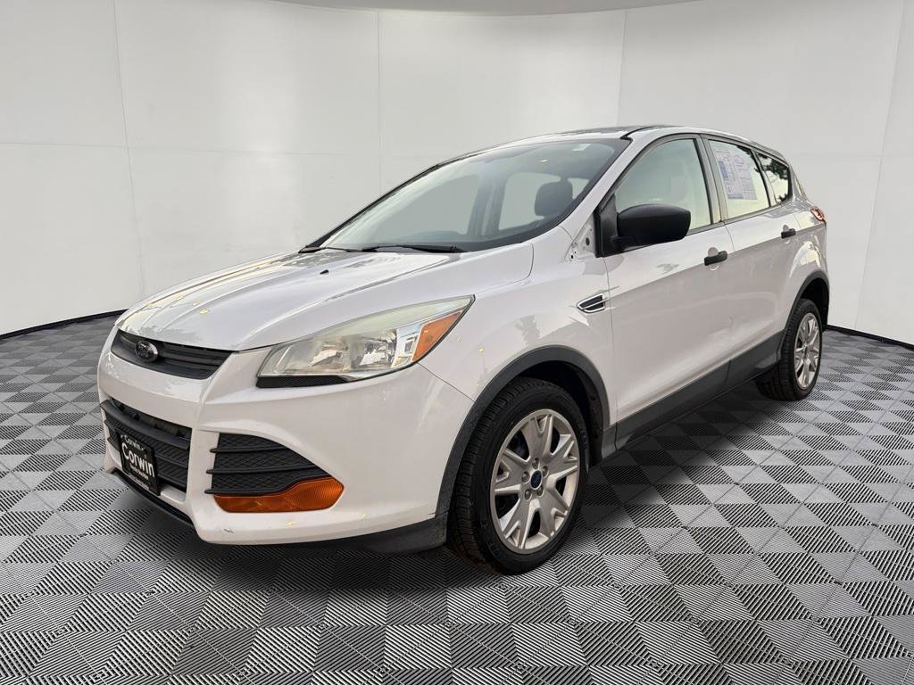 Used 2016 Ford Escape S FWD image 3