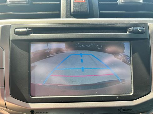 Used 2014 Toyota 4Runner SR5 Premium image 25