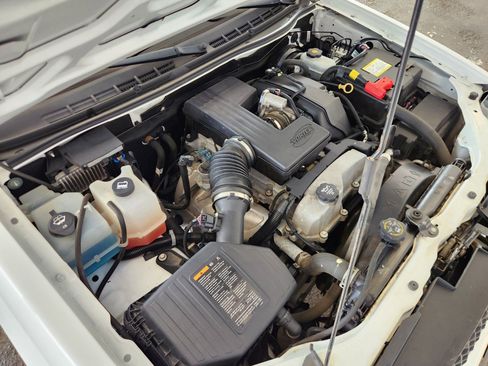Used 2012 Chevrolet Colorado LT RWD image 11