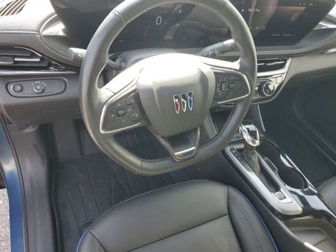 Certified 2024 Buick Envista Sport Touring w/ Convenience I Package FWD image 18