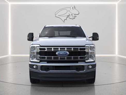 New 2026 Ford F350 XL w/ XL Chrome Package AWD/4WD image 8