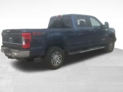 Used 2018 Ford F250 Lariat w/ Lariat Value Package AWD/4WD image 5
