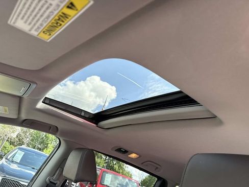 Used 2019 Honda Odyssey EX-L image 16