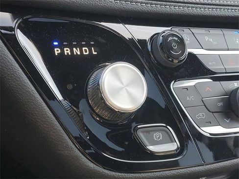 New 2026 Chrysler Pacifica Select image 27