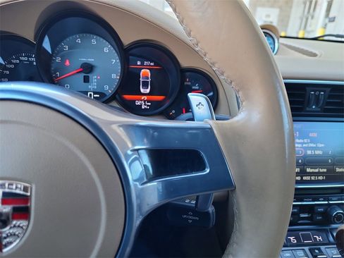 Used 2014 Porsche 911 Carrera S image 24