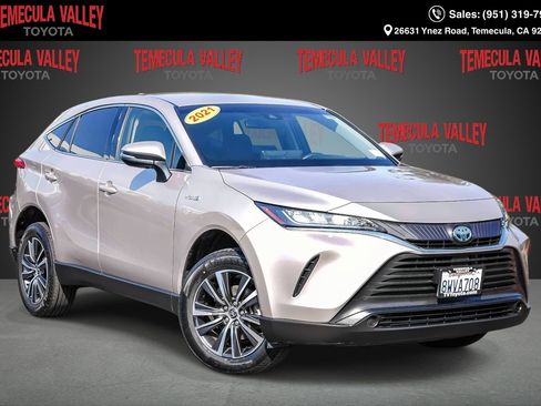 Used 2021 Toyota Venza LE AWD/4WD image 1