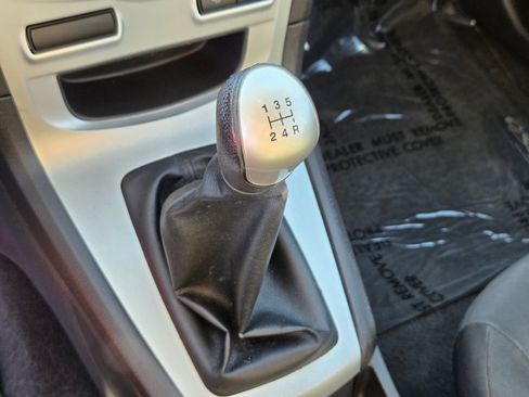 Used 2014 Ford Fiesta SE image 23