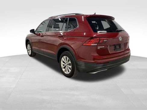 Used 2019 Volkswagen Tiguan SE image 2