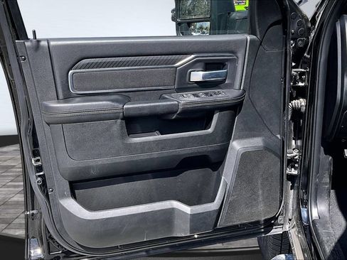 Used 2025 RAM 2500 Big Horn AWD/4WD image 13
