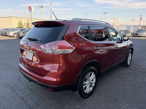 Used 2016 Nissan Rogue SV AWD/4WD image 6