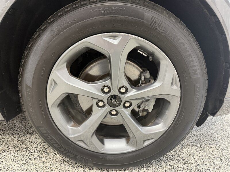 Used 2023 Ford Escape ST-Line w/ Tech Pack #1 FWD image 28