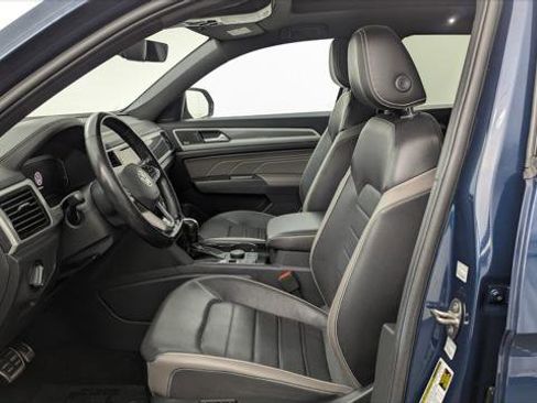 Used 2022 Volkswagen Atlas Cross Sport SEL Premium R-Line AWD/4WD image 13