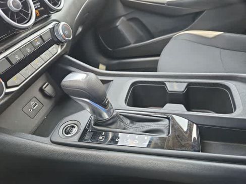 Used 2022 Nissan Sentra S FWD image 25
