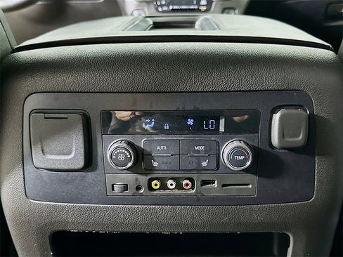 Used 2015 Chevrolet Tahoe LTZ image 33