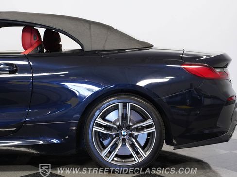 Used 2022 BMW M850i xDrive xDrive Convertible image 24
