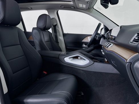 Certified 2026 Mercedes-Benz GLE 350 4MATIC image 6