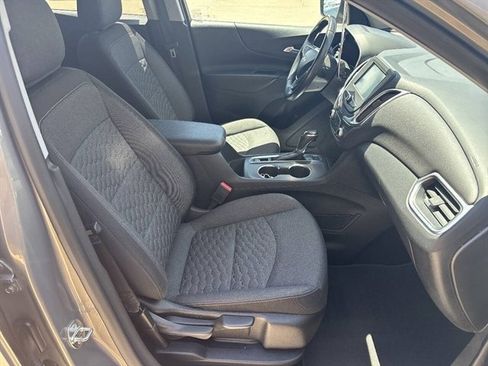 Used 2018 Chevrolet Equinox LT AWD/4WD image 18