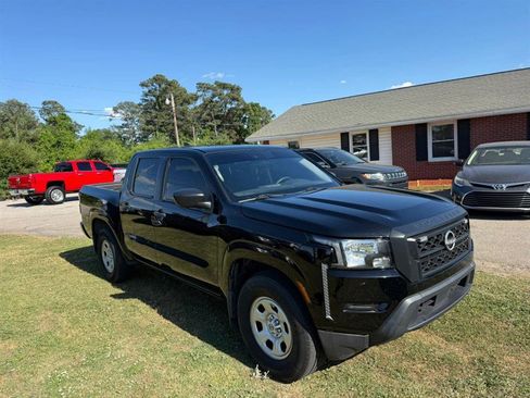 Used 2022 Nissan Frontier S w/ Technology Package RWD image 7