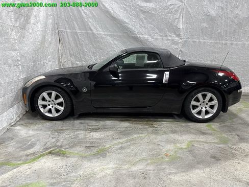 Used 2004 Nissan 350Z Touring image 13