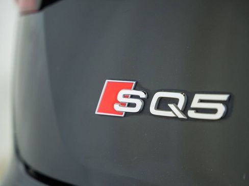 Used 2023 Audi SQ5 Premium Plus w/ Premium Plus Package AWD/4WD image 11