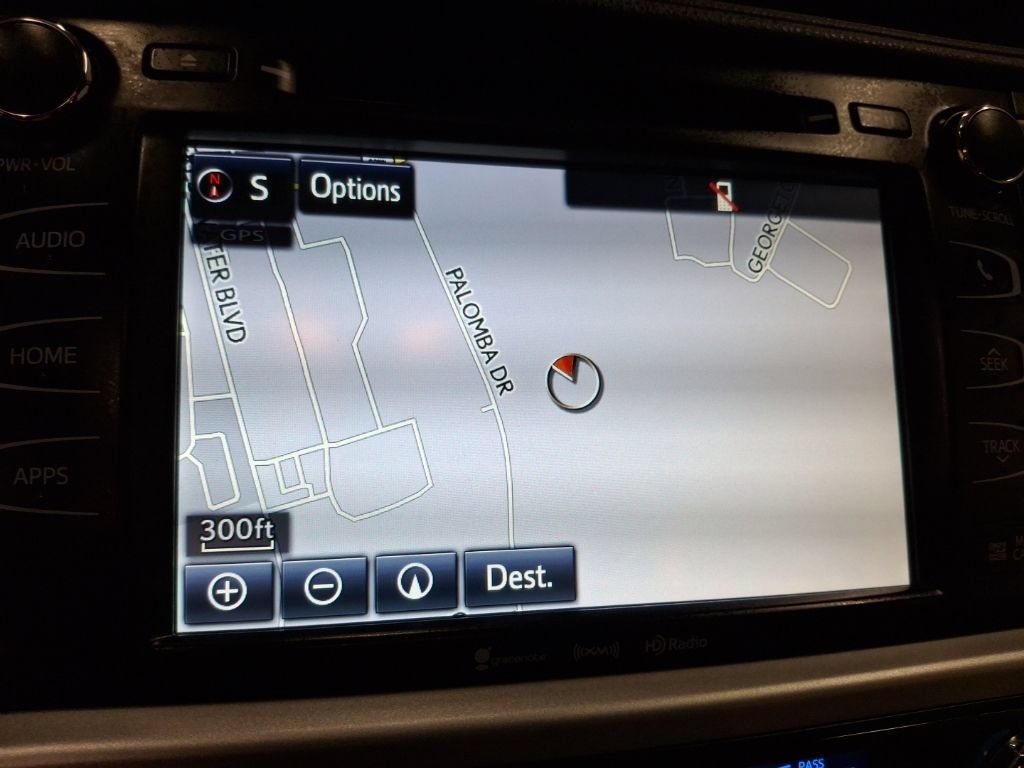 Used 2018 Toyota Highlander SE AWD/4WD image 24