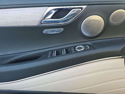 Used 2026 Genesis GV80 3.5T Prestige image 6