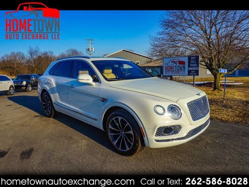 Used 2017 Bentley Bentayga image 1