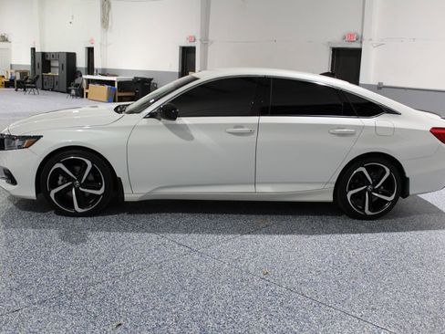 Used 2022 Honda Accord Sport image 5