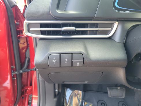 New 2026 Hyundai Elantra SE image 13