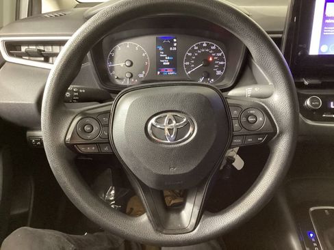 Used 2023 Toyota Corolla LE FWD image 14