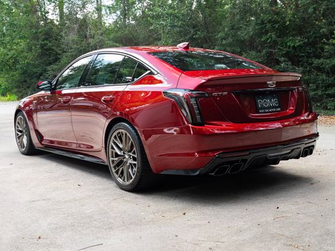 Used 2023 Cadillac CT5 V Blackwing w/ Driver Assist Package RWD image 3