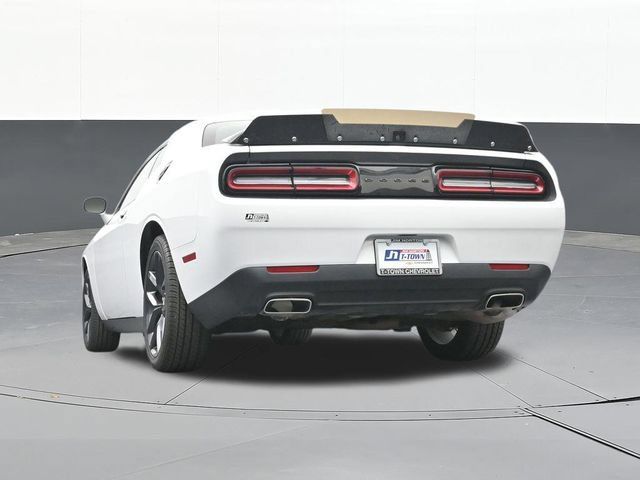 Used 2023 Dodge Challenger SXT w/ Blacktop Package RWD image 38