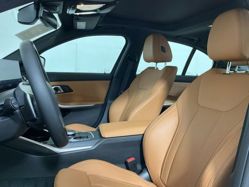 Certified 2025 BMW 330i Sedan w/ Premium Package RWD image 22