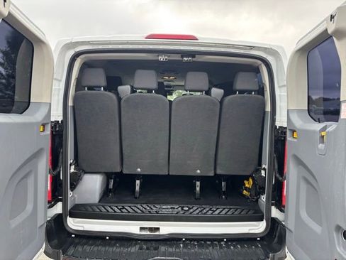 Used 2019 Ford Transit 350 XLT image 28