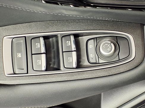 Used 2024 Subaru Legacy Limited image 15