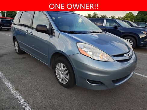 Used 2009 Toyota Sienna LE FWD image 3