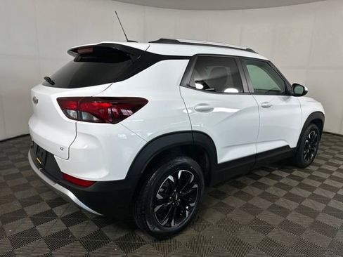 Used 2023 Chevrolet TrailBlazer LT image 3