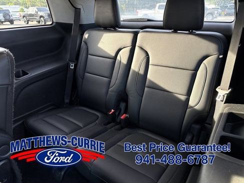 Used 2018 GMC Acadia SLT FWD image 13